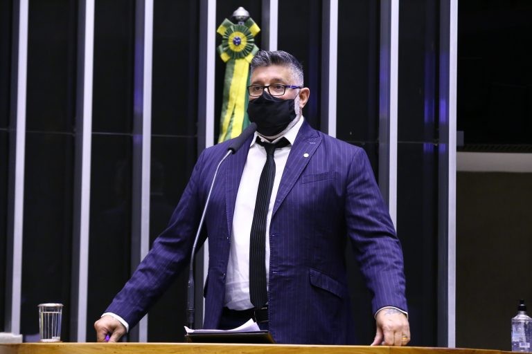 O autor da proposta, deputado Alexandre Frota, quer abrir mais possibilidades às pessoas com deficiência - (Foto: Cleia Via/na/Câmara dos Deputados)