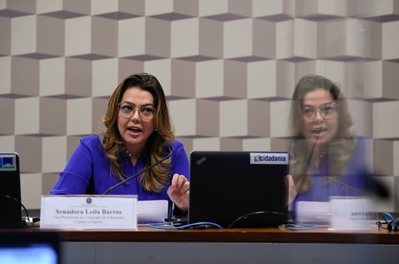 Leila Barros (que conduziu reunião da CE nesta quinta) é autora do projeto - Edilson Rodrigues/Agência Senado