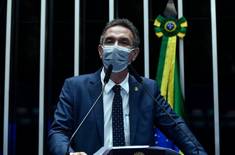 O senador Lucas Barreto (PSD-AP) pediu que a PEC 51/2019 seja incluída na pauta de votações do plenário, assim que CCJ a aprovar - Geraldo Magela/Agência Senado