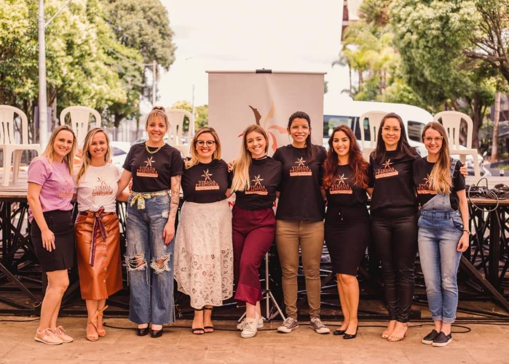 Em 2021, o evento foi realizado em novembro, em alusão aos “16 dias de ativismo pela não violência contra a mulher”, reunindo mais de 1.500 pessoas. Foto: Leticia Borsoi