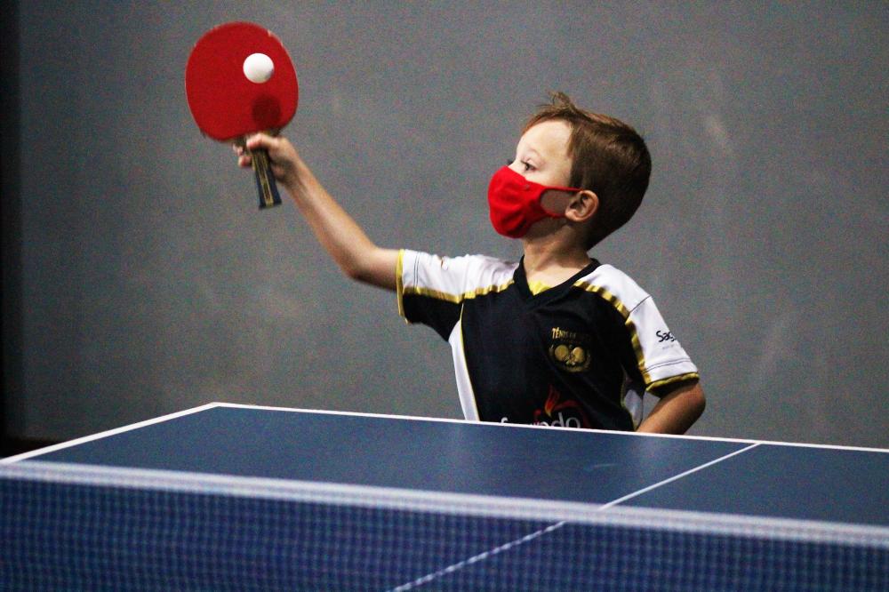 Da base ao adulto: Sagrado-TM fomenta o tênis de mesa e oportuniza adeptos a praticar a modalidade