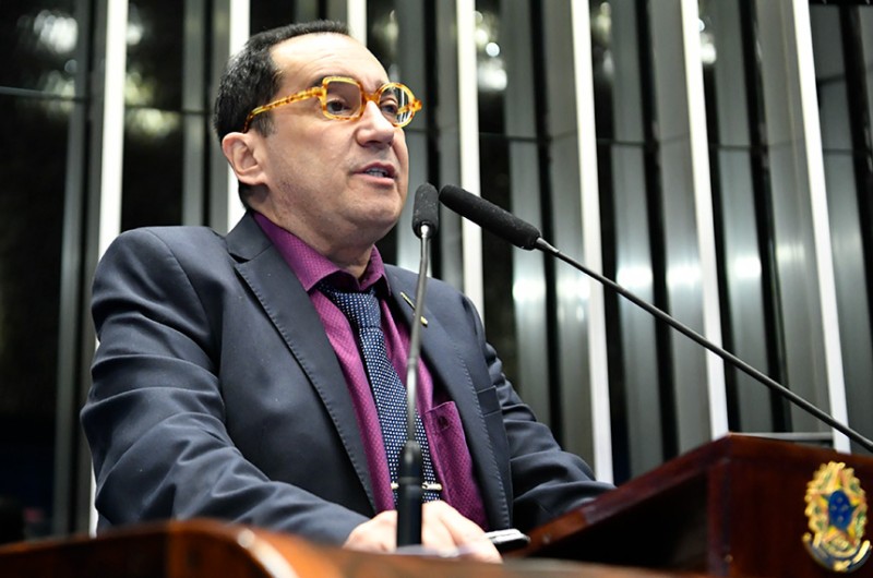 O senador Jorge Kajuru (Podemos) apresentou votos de pesar pelo falecimento do seu assessor - Waldemir Barreto/Agência Senado