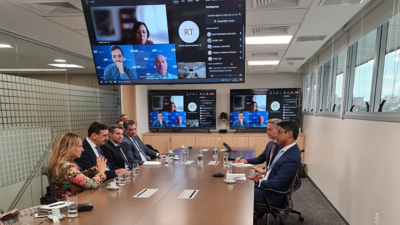 Diretores Leany Lemos e Otomar Vivian (à esq.) participaram de reuniões durante dois dias em Brasília - Foto: Divulgação