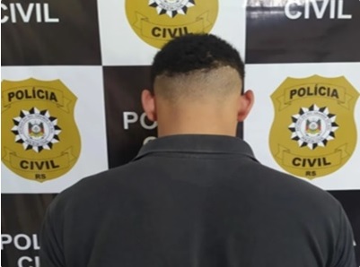 O acusado foi encaminhado à Penitenciária Estadual de Bento Gonçalves, onde deverá permanecer à disposição da Justiça.