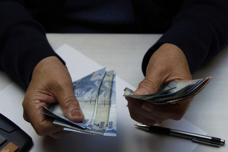 MP libera consignado para q-uem recebe o BPC ou participa do Programa Auxílio Brasil - (Foto: Depositphotos)
