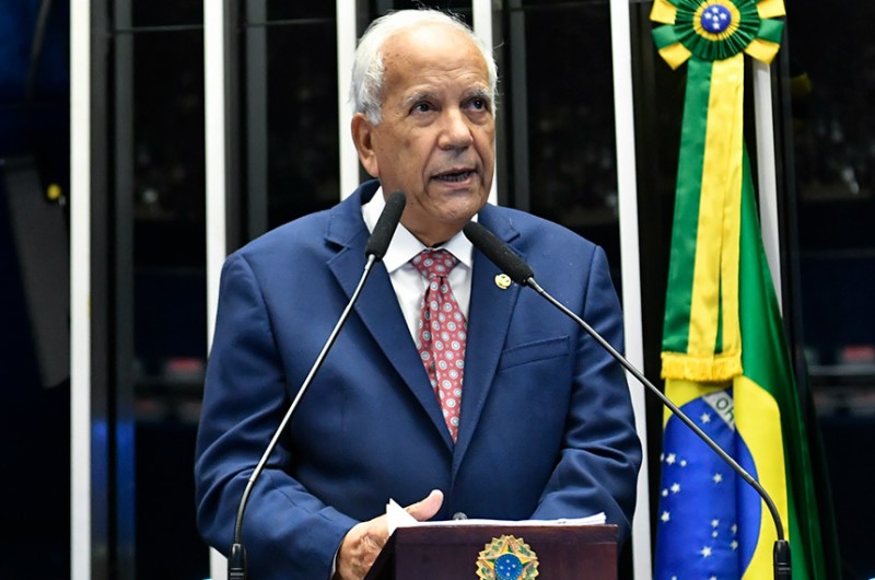 O relator do projeto, senador Oriovisto Guimarães (Podemos-PR), anunciou a decisão nesta quarta-feira (23) - Waldemir Barreto/Agência Senado