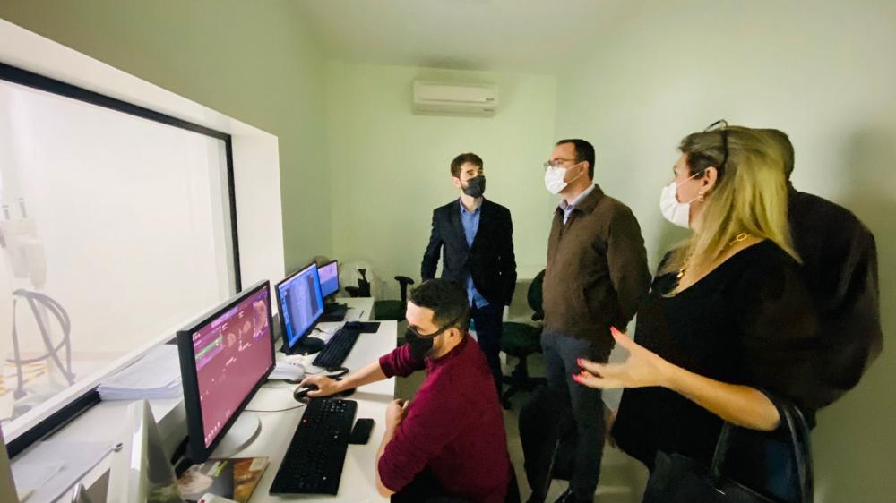 Prefeito Diogo Siqueira esteve visitando o Hospital São Pedro, em Garibaldi