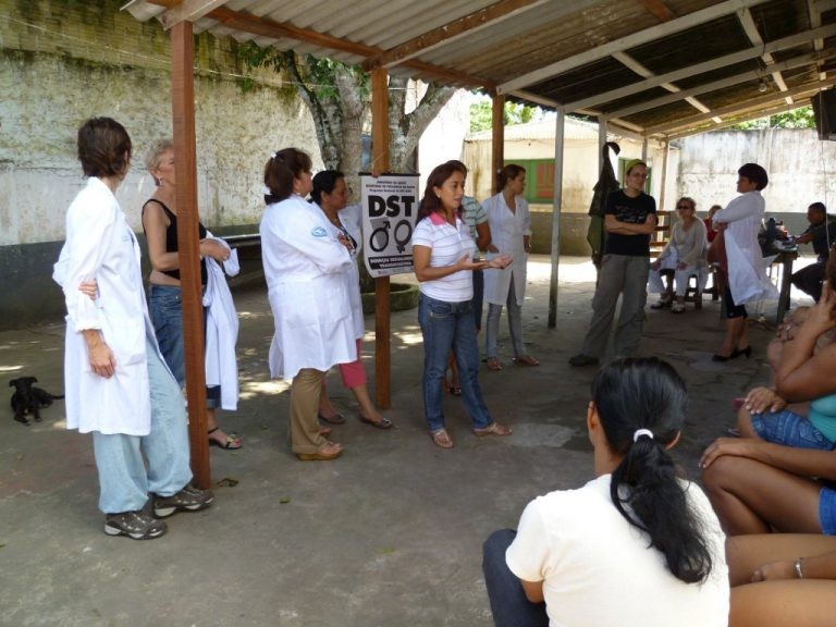 Oficina sobre prevenção de DST e HIV/aids, promovida pela Unaids - (Foto: Foto: Unaids)