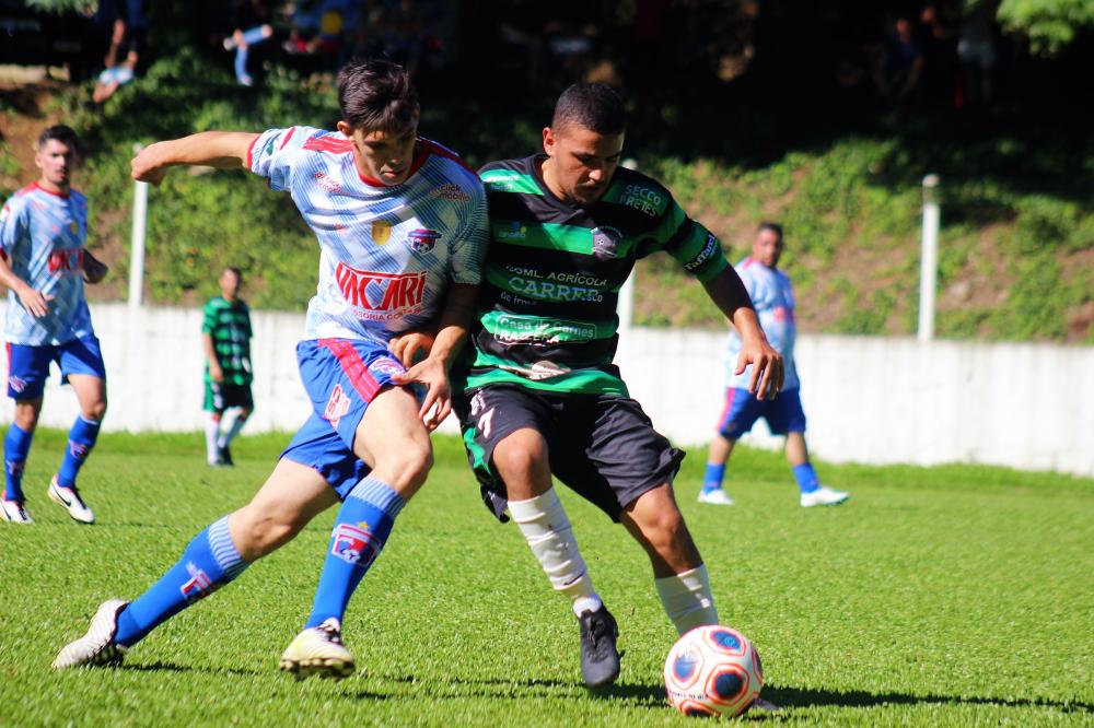 Pontapé inicial da Taça Fenavinho é marcado por goleadas