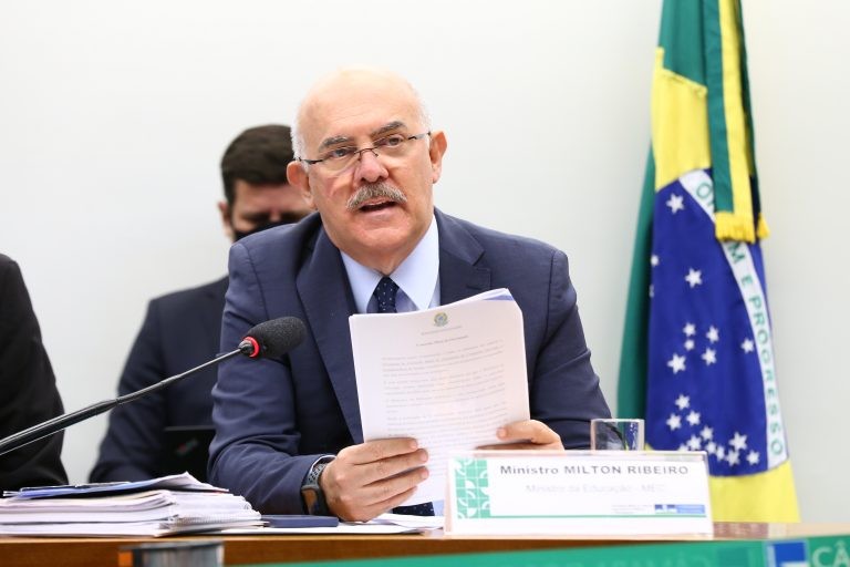 Milton Ribeiro em audiência pública na Câmara - (Foto: Cleia Viana/Câmara dos Deputados)