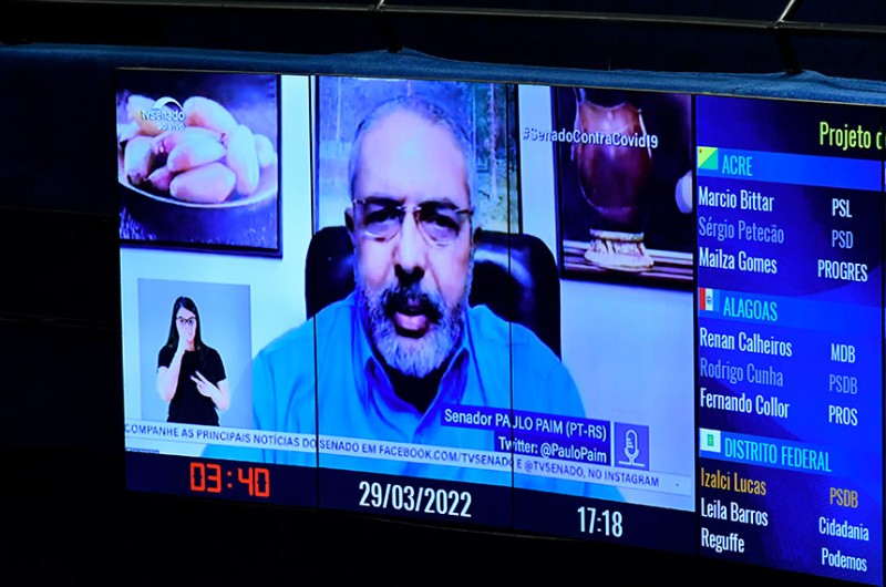 O senador Paulo Paim (PT-RS) elogiou o sistema de tarifa zero no transporte público - Waldemir Barreto/Agência Senado