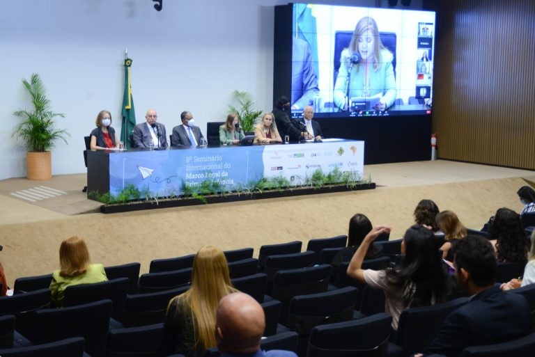 Objetivo do evento é discutir sobre a proteção a crianças e adolescentes no País - (Foto: Billy Boss/Câmara dos Deputados)