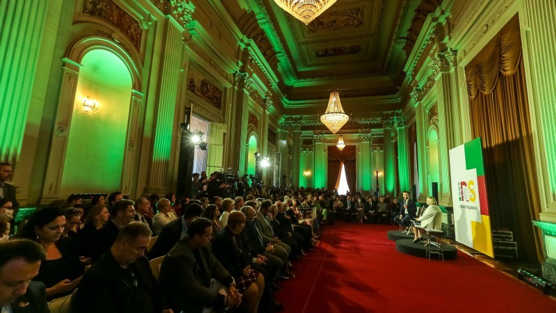 O anúncio de mais recursos para o Avançar na Saúde foi o último ato de Eduardo Leite como govenador - Foto: Gustavo Mansur/Palácio Piratini