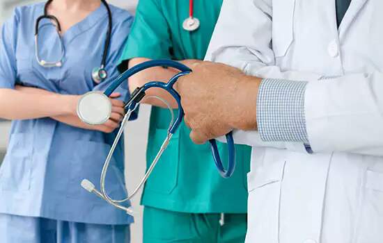 Prefeitura de Bento Gonçalves está com vagas para 20 médicos clínico geral - Foto: Divulgação