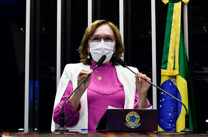 A senadora Zenaide Maia (PROS-RN) disse que o povo não está interessado em ministro do STF, mas em emprego, moradia e comida - Waldemir Barreto/Agência Senado