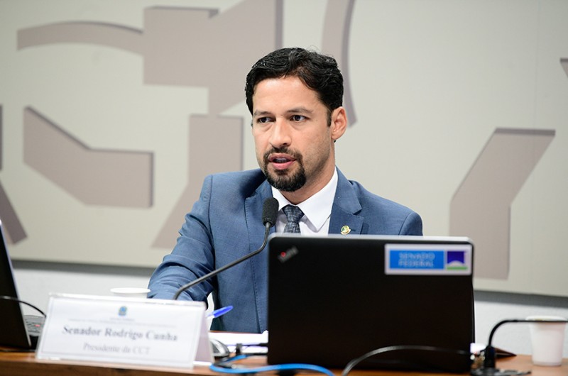 Para presidente da CCT, Rodrigo Cunha, aprovação é um reconhecimento aos profissionais do rádio - Pedro França/Agência Senado