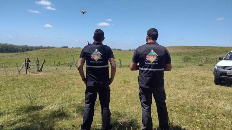 A secretaria capacitou 36 integrantes dos programas Sentinela e Guaritas para uso de drones em tarefas de fiscalização - Foto: Divulgação Seapdr