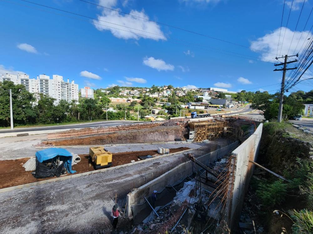 Ministério Público abre inquérito para investigar obra do túnel do São João, em Bento