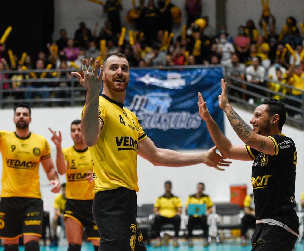 Oposto bento-gonçalvense Franco Paese é convocado pela Seleção Brasileira