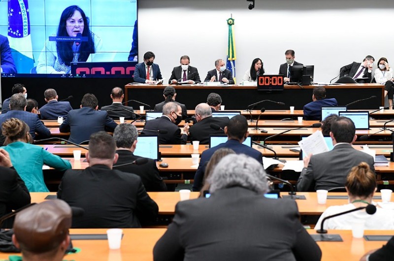 A senadora Rose de Freitas (MDB-ES) é a presidente da Comissão de Mista de Orçamento - Jefferson Rudy/Agência Senado