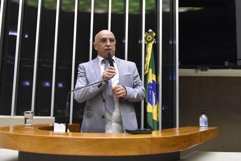 Heringer: projeto evita fraudes a criar mecanismo oficial de distribuição de doações - (Foto: Zeca Ribeiro/Câmara dos Deputados)