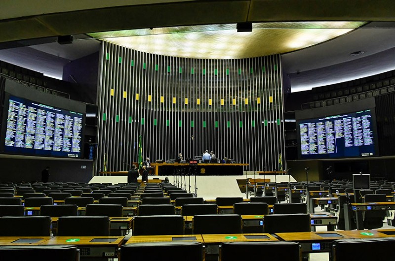 Governo tenta acordo para votar projetos de lei antes dos vetos na sessão do Congresso