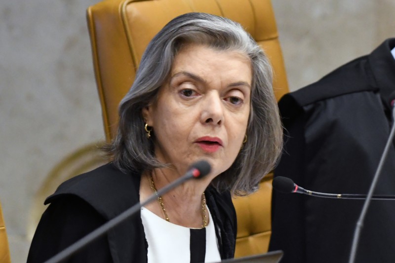 Ministra do STF pede apuração de morte de menina yanomami
