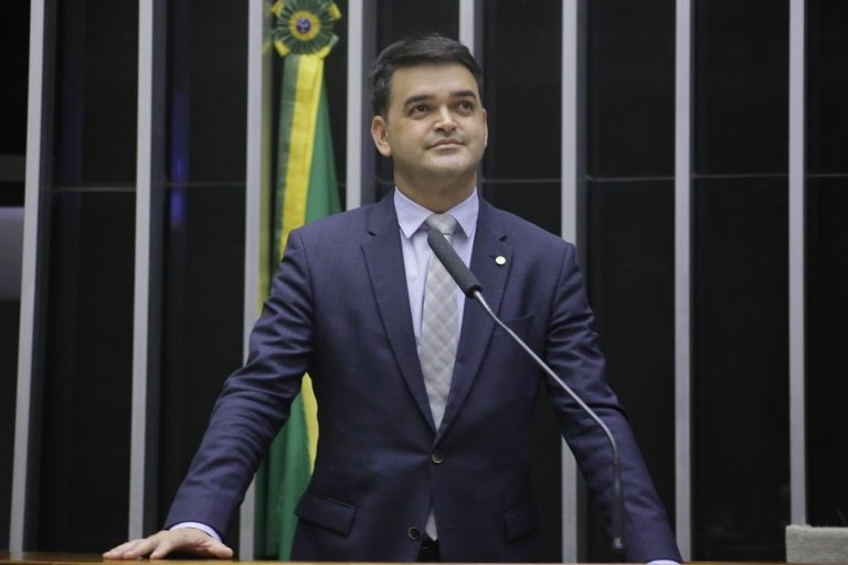 O autor da proposta, deputado Rubens Pereira Júnior - (Foto: Paulo Sergio/Câmara dos Deputados)