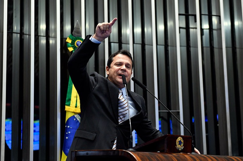 Para o senador Reguffe (União Brasil - DF) o atual modelo não é justo, porque pode comprometer a isenção do indicado nos julgamentos de que participar - Roque de Sá/Agência Senado