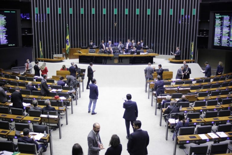 Câmara aprova emendas do Senado a projeto sobre medidas protetivas a crianças vítimas de violência