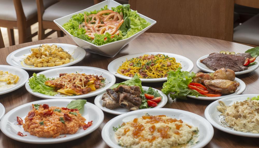 Almoço com preço especial ainda tem desconto para grupos a partir de 10 pessoas - Foto: Gilmar Gomes