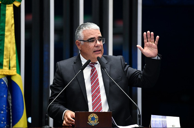 Para o senador Eduardo Girão (Podemos-CE), essa decisão foi uma “retaliação ao parlamentar por ele ter defendido a abertura de processos de impeachment de alguns ministros do STF "que cometem abusos" - Roque de Sá/Agência Senado
