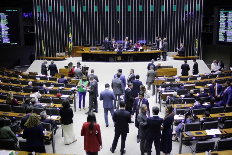 Isnaldo Bulhões relatou a MP no plenário - (Foto: Paulo Sérgio/Câmara dos Deputados)