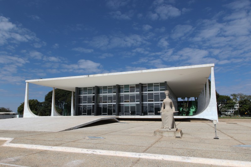 Ministra do STF envia inquérito contra Milton Ribeiro para a Justiça
