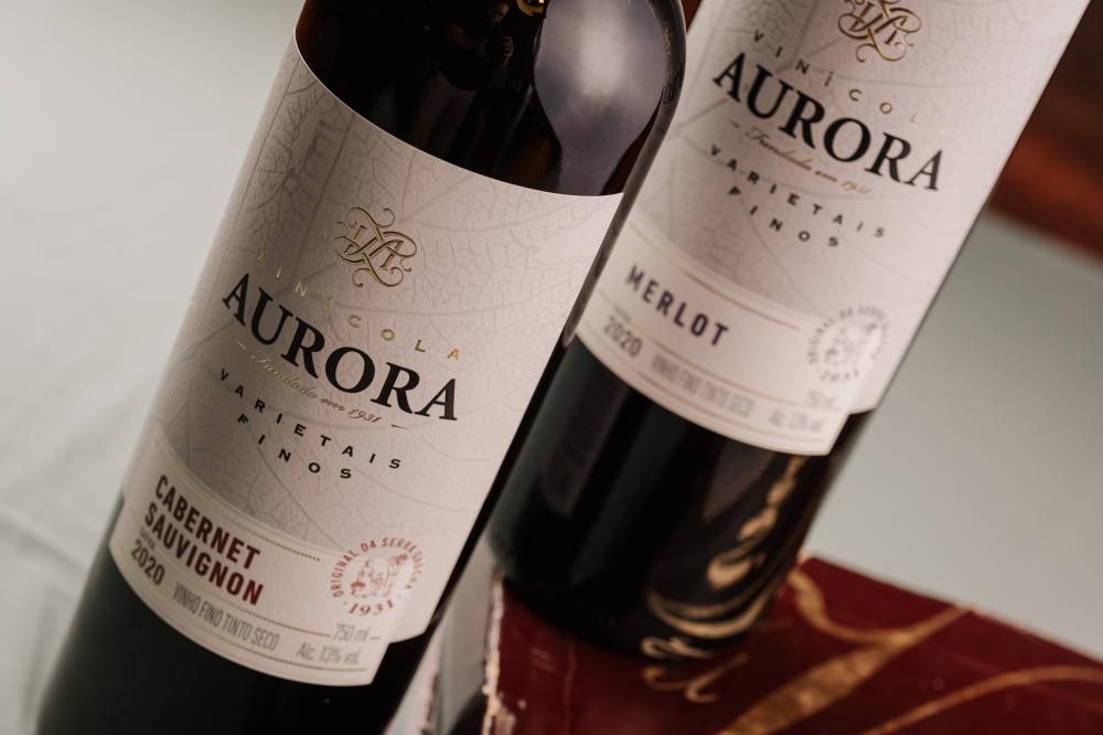 Novos rótulos das linhas Varietal e Reserva são mais modernos, atrativos e agregam valor aos produtos. Crédito: Zéto Telöken 