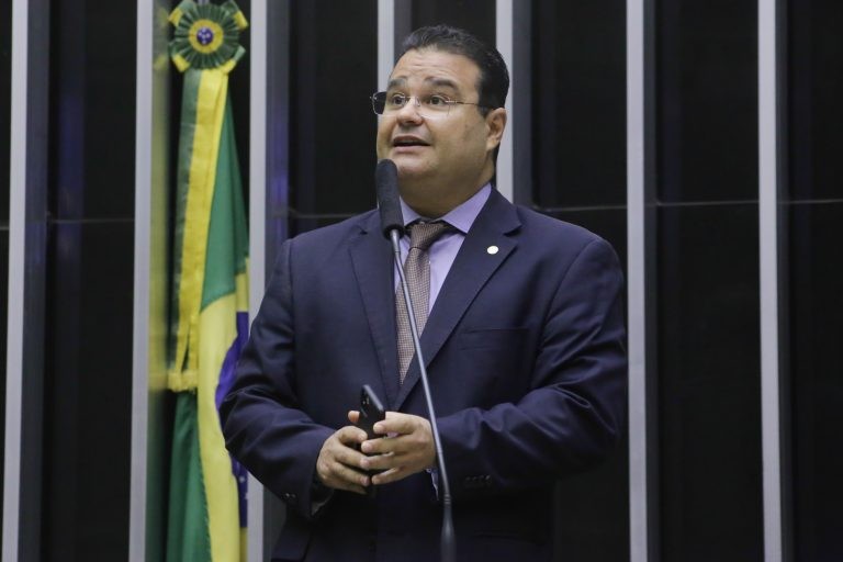 O relator, deputado Fábio Trad, recomendou a aprovação da proposta - (Foto: Paulo Sérgio/Câmara dos Deputados)