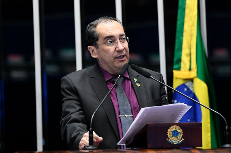 Para o senador Jorge Kajuru (Podemos-GO), as trocas feitas por Bolsonaro na presidência da Petrobras são apenas para "melhor encenar o jogo de faz de conta depois das ácidas críticas publicadas” - Roque de Sá/Agência Senado