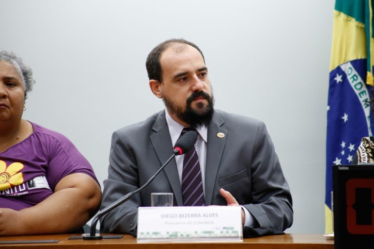 Diego Alves: governo destina pouco dinheiro para a proteção de crianças e adolescentes - (Foto: Elaine Menke/Câmara dos Deputados)