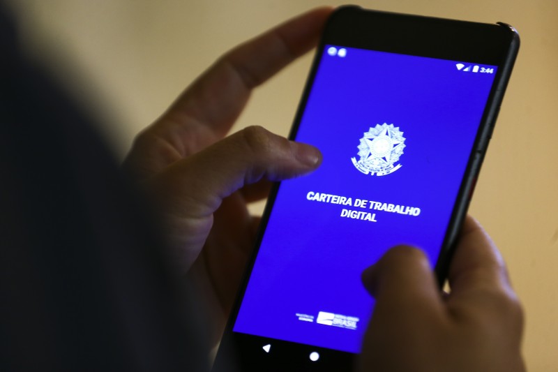 Taxa de desemprego fica estável no primeiro trimestre, aponta IBGE