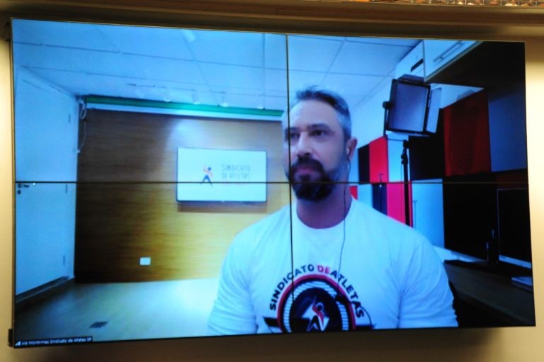 Montrimas defendeu a profissionalização dos 