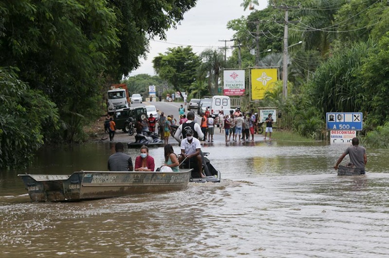 Na Bahia, 13 munícipios foram atingidos, com cerca de 470 mil pessoas em situação de vulnerabilidade, das quais quase 80 mil desabrigados - Camila Souza/GOVBA