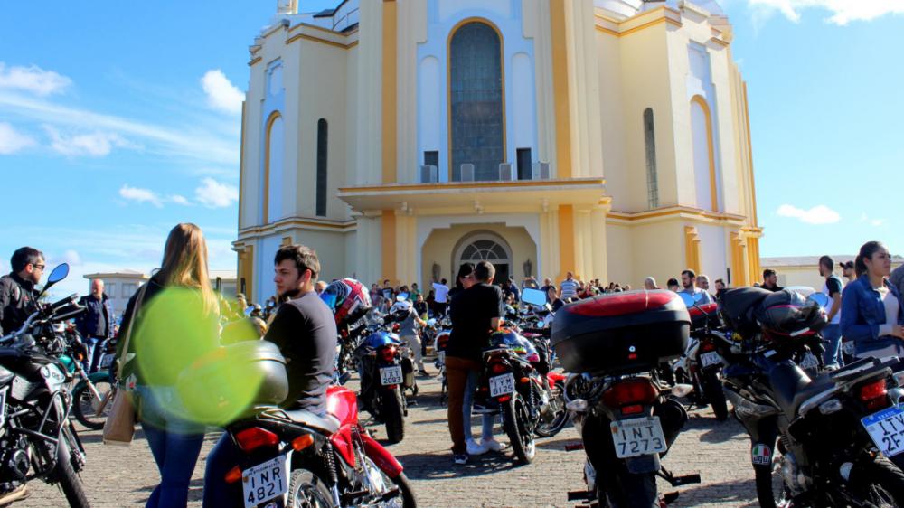 A 43ª Romaria dos Motociclistas não terá procissão por motivo de segurança, mas o convite é para que cada motociclista se dirija de forma independente até o Santuário. Crédito: Divulgação