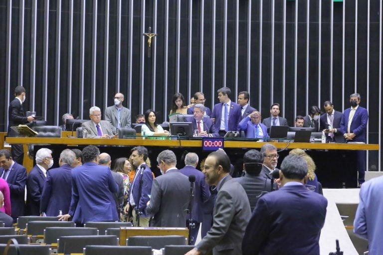 Deputados reunidos no Plenário da Câmara - (Foto: Paulo Sérgio/Câmara dos Deputados)