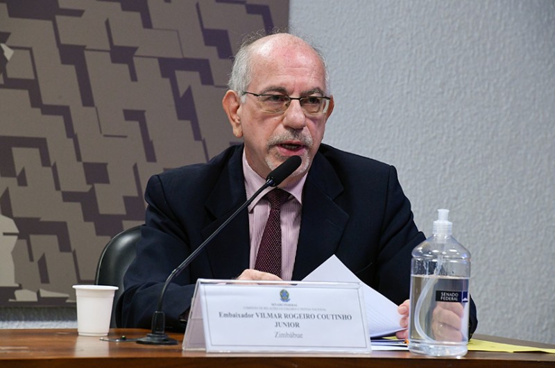 Vilmar Rogeiro Coutinho Junior durante sabatina na Comissão de Relações Exteriores (CRE) do Senado, em maio - Edilson Rodrigues/Agência Senado