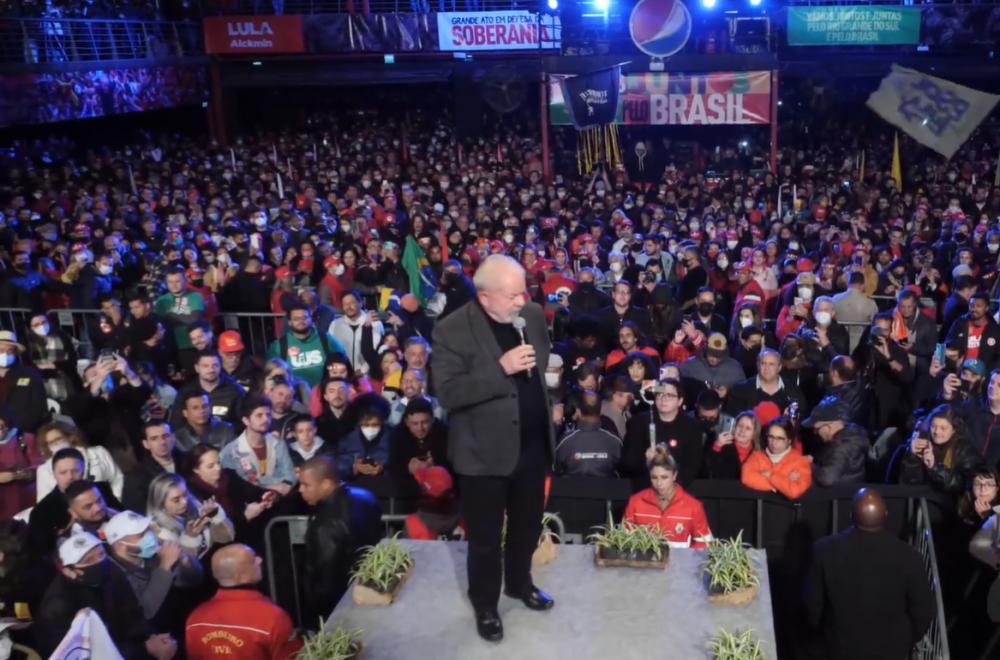 Mais de 5 mil pessoas foram até o Pepsi On Stage, em Porto Alegre para ouvir o ex-presidente Lula - Foto: Reprodução Facebook