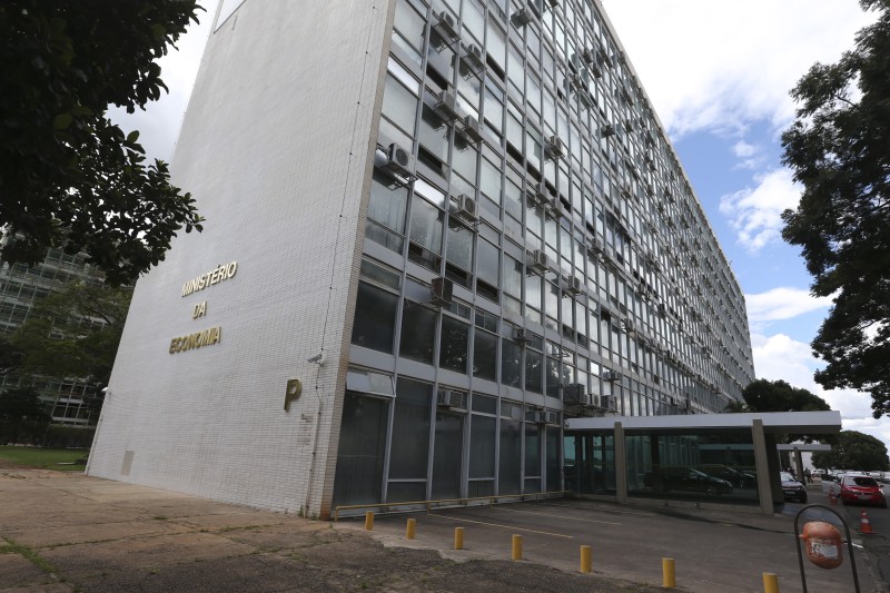 Economia segue em recuperação com crescimento robusto, diz secretaria