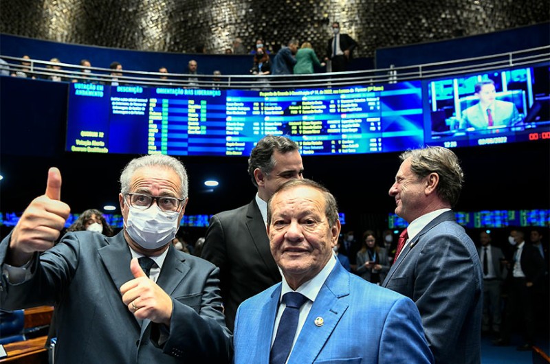 Renan Calheiros e Rafael Tenório no Plenário do Senado - Geraldo Magela/Agência Senado