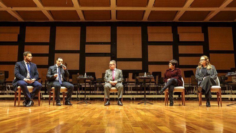 Governador participou da abertura de seminário que contou com a presença de secretários de Estado e de equipes de comunicação - Foto: Gustavo Mansur / Palácio Piratini