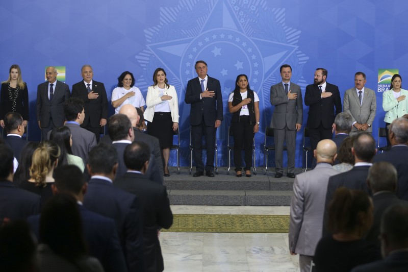 Governo lança curso com orientações sobre casamento