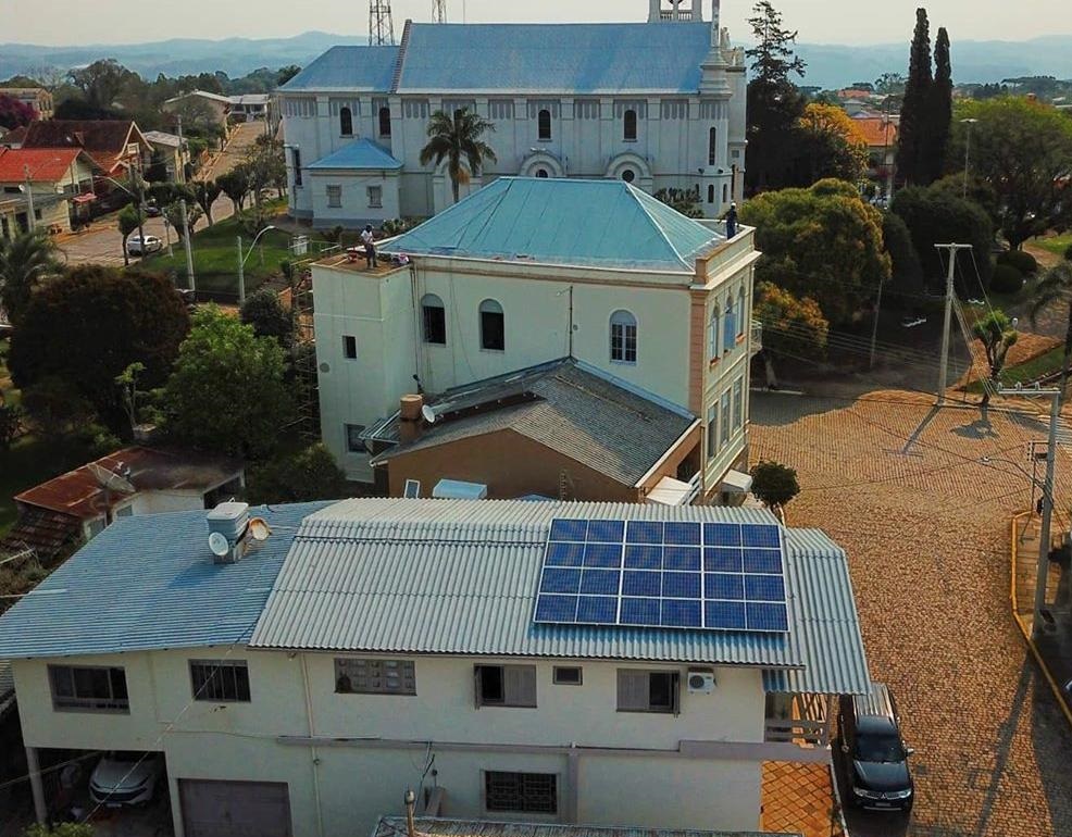 Sistema fotovoltaico é todo instalado pela empresa na casa ou na empresa do ganhador do sorteio - Foto: Luiz Meneguzzo/Solar Serra/Divulgação